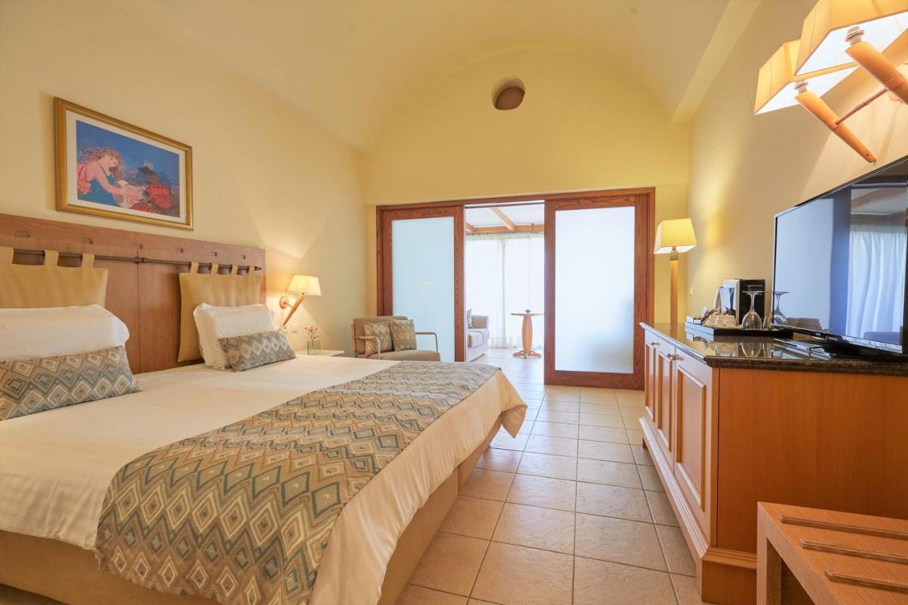 Готель Giannoulis - Santa Marina Plaza (Adults Only) Agia Marina  Екстер'єр фото